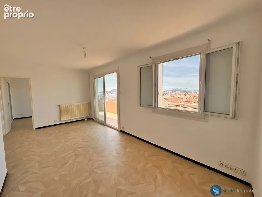 Toulon   claret   t2 41 m2   dernier étage   terrasse 15 m2   vue dégagée - photo 4