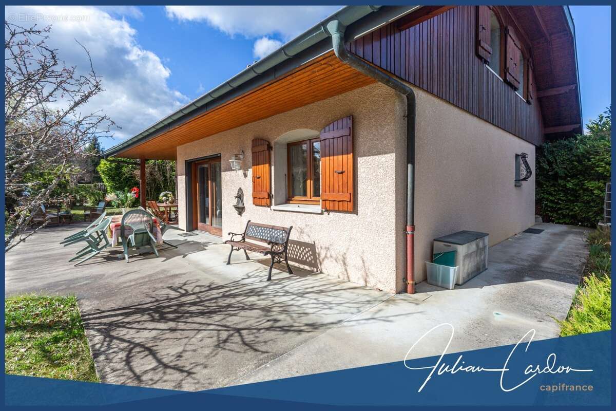 Villa d'architecte à vendre à Cuvat - photo 5