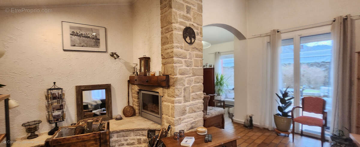 Maison à MALLEMOISSON