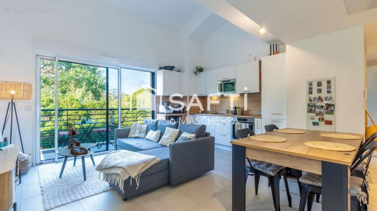 Photo 3 - Appartement à SAINT-RAPHAEL