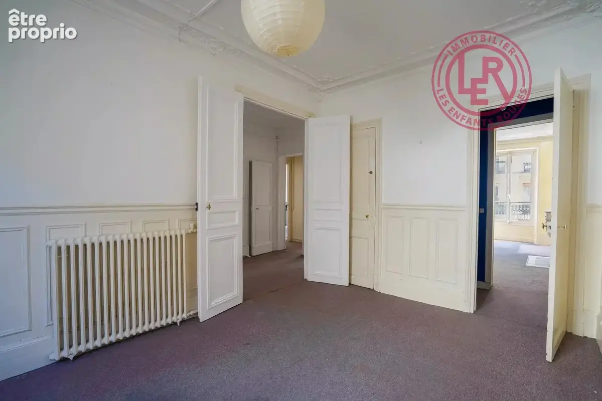 PARIS 6ème - BON MARCHE - SAINT PLACIDE - Appartement 5 pièces - 3 chambres - Balcon - photo 12