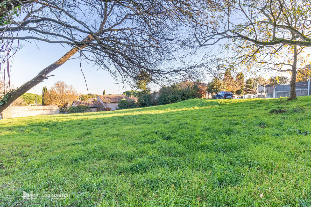 Terrain à COLOMIERS