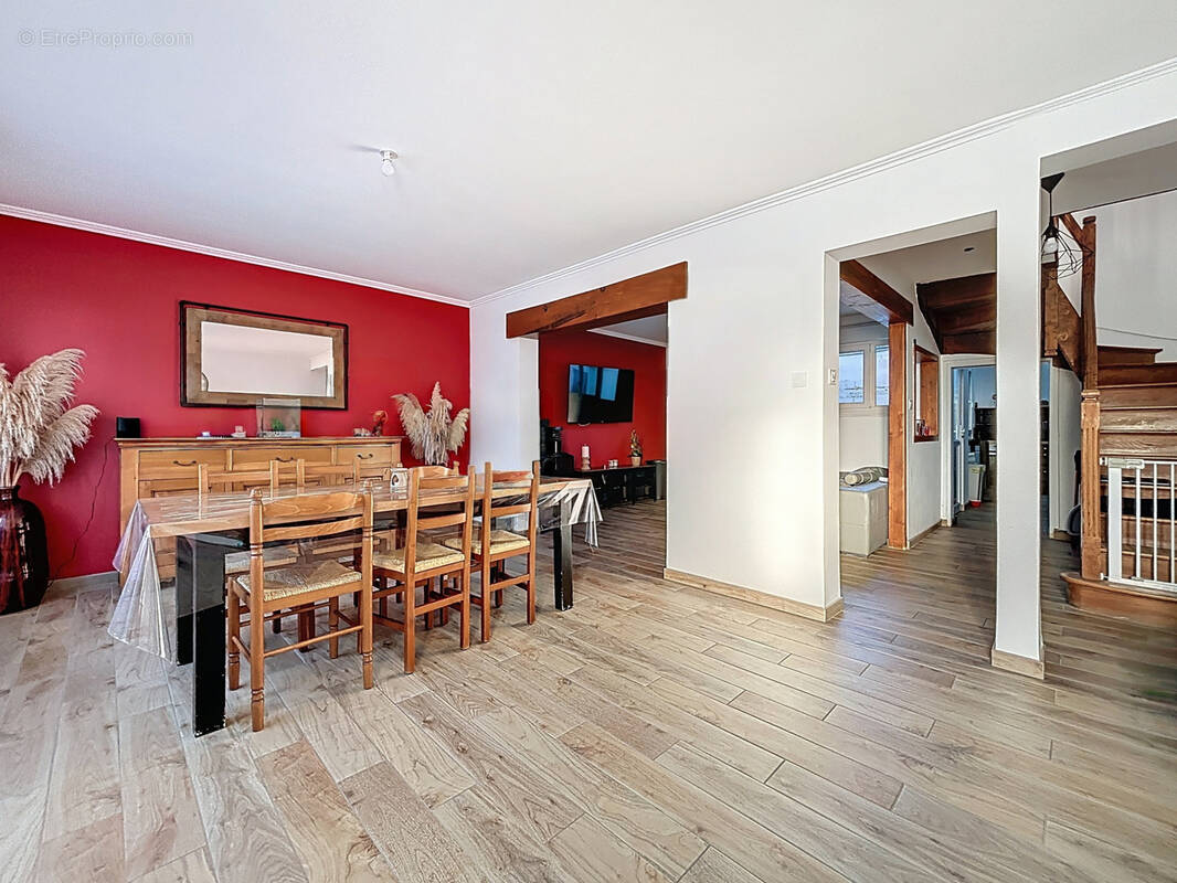 Maison à LA HAYE-DU-PUITS