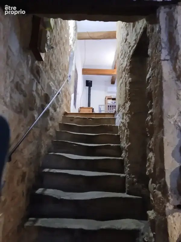 Belle maison de caractère dans un  village avec toutes commodités !!! - photo 17