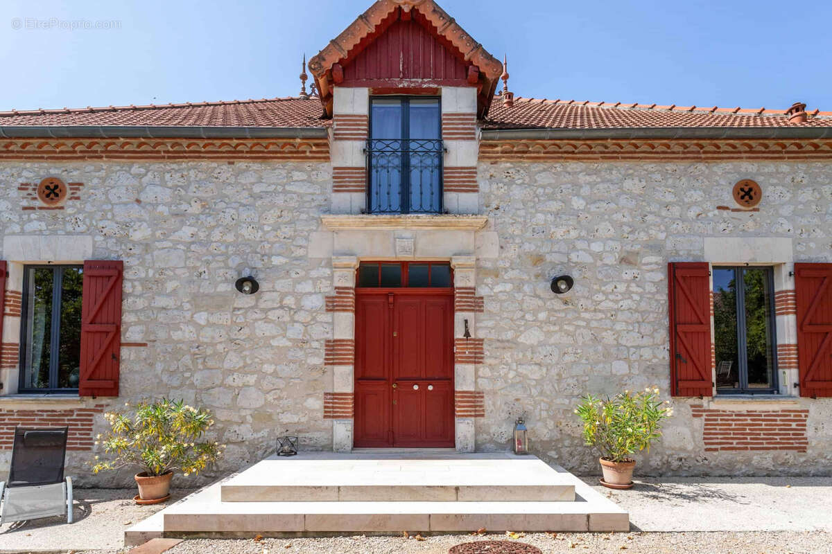 Maison à LAUZERTE