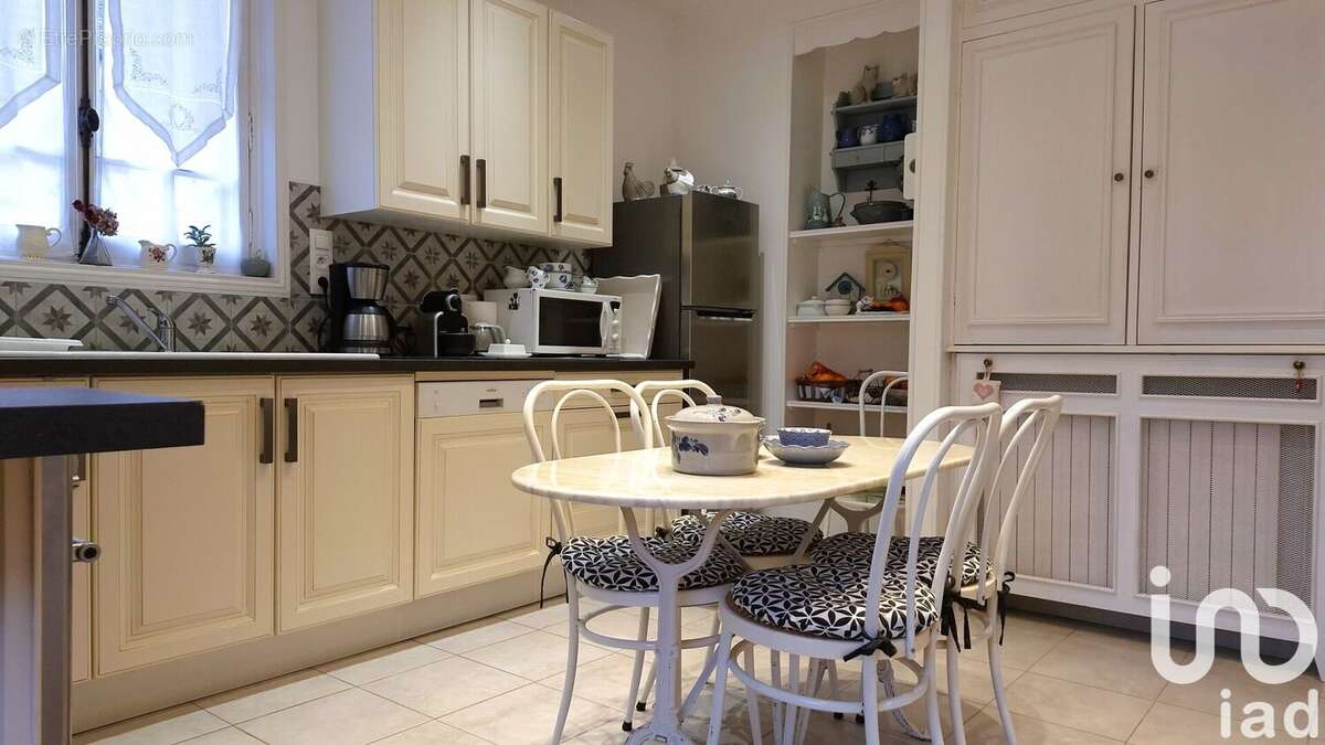 Photo 8 - Maison à MENILLES