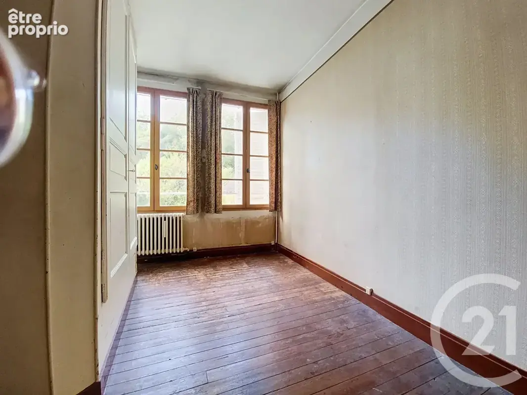 Maison 10 pièces 296 m² à vendre à Donnemarie-Dontilly (77520) - photo 12