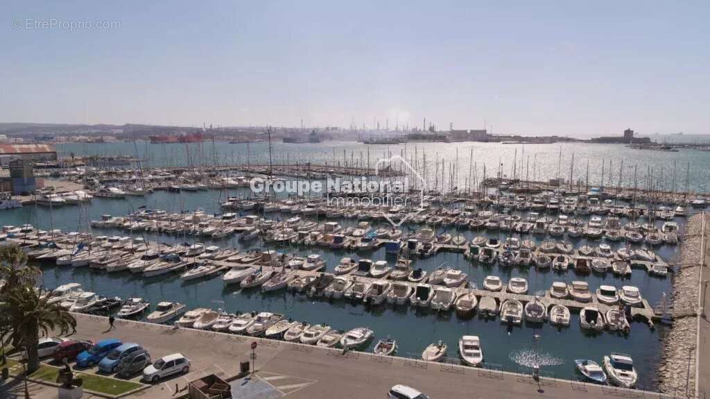 Appartement à PORT-DE-BOUC
