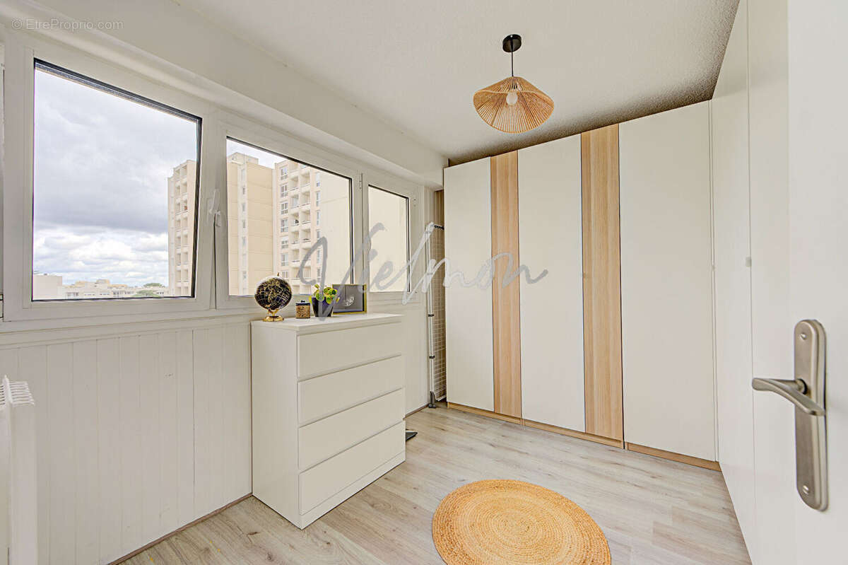 Appartement Chatou 4 pièce(s) 75.65 m2 - photo 12
