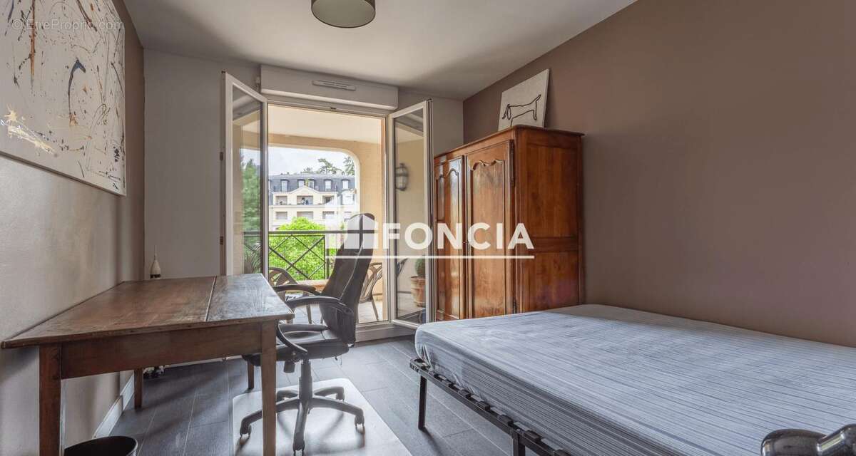 Appartement à DAMMARIE-LES-LYS