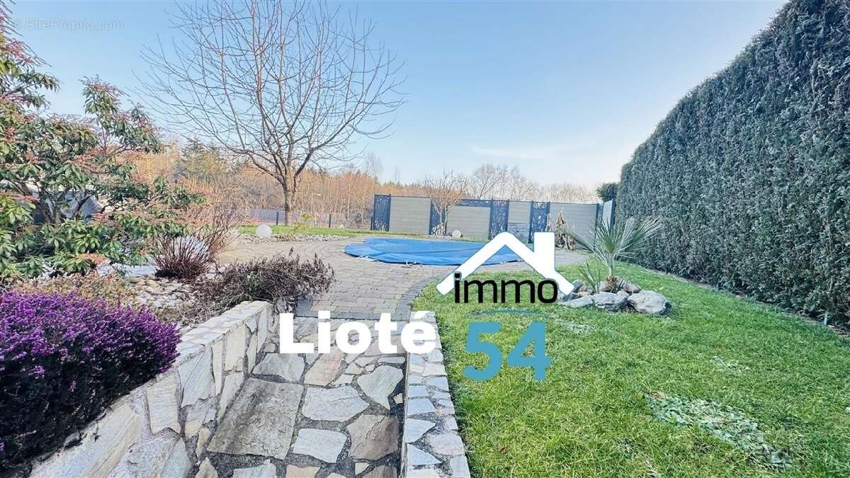 Maison à THAON-LES-VOSGES