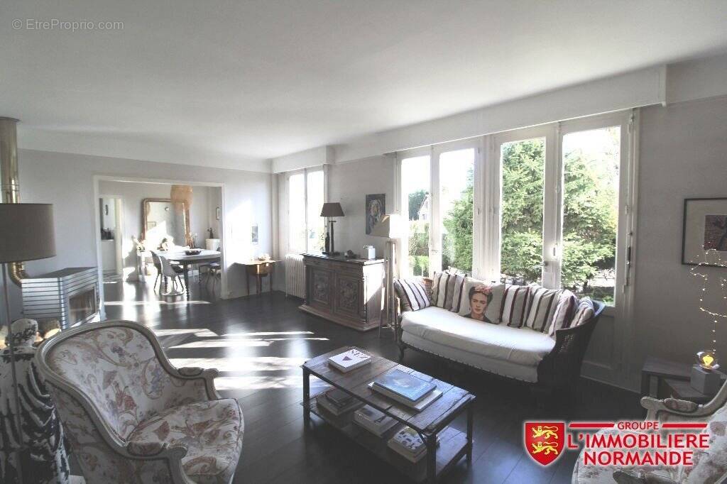 Maison à PONT-DE-L&#039;ARCHE