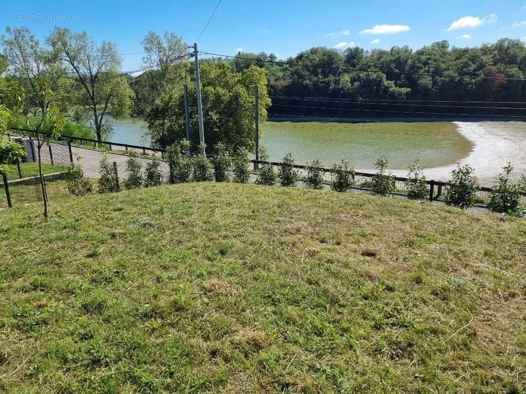 Maison à SAINT-DIDIER-DE-LA-TOUR