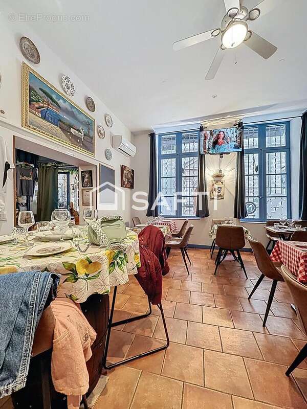 Photo 3 - Commerce à PEZENAS