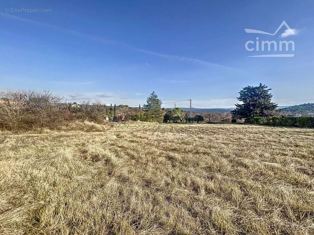 Terrain à MORMOIRON