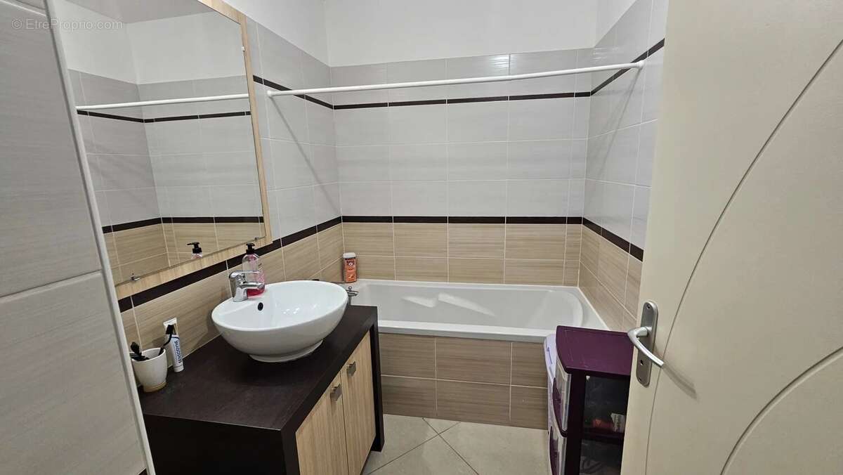 Appartement à FLEURY