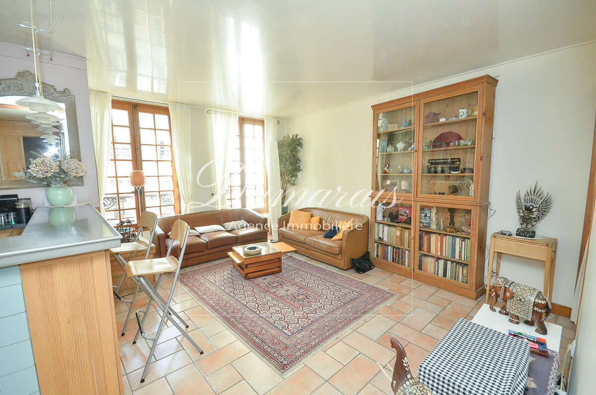 Appartement à PARIS-4E