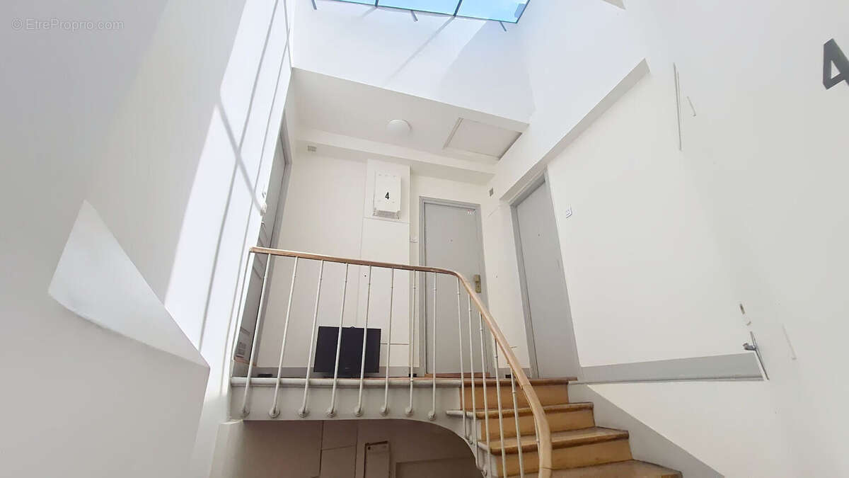 Appartement à PARIS-20E