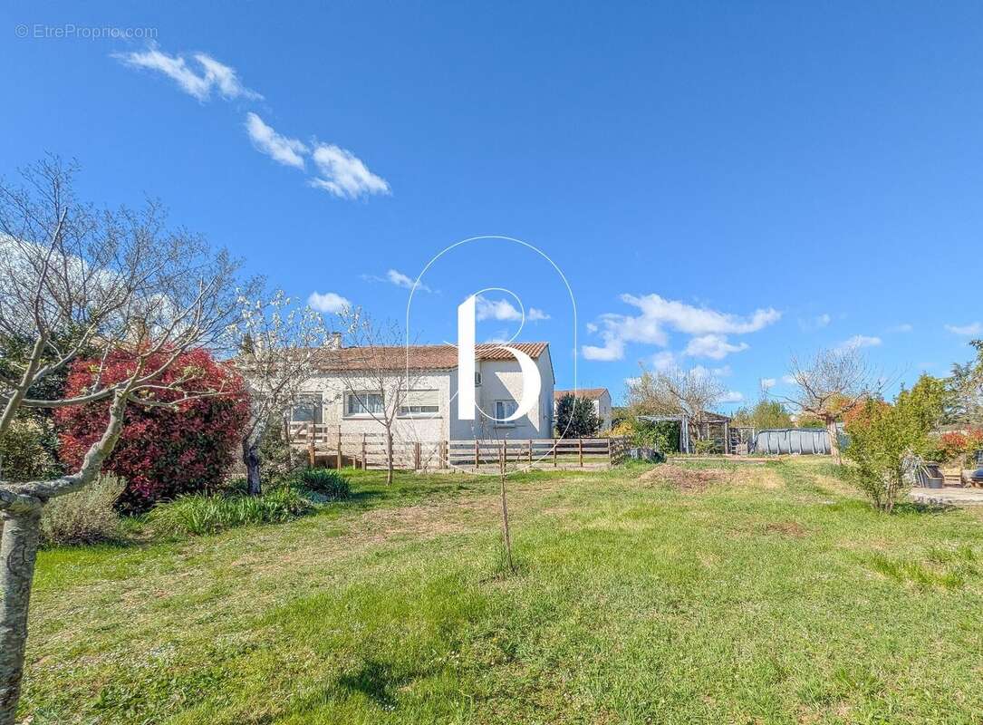 Une maison de plain pied dans un écrin de verdure ... - photo 25