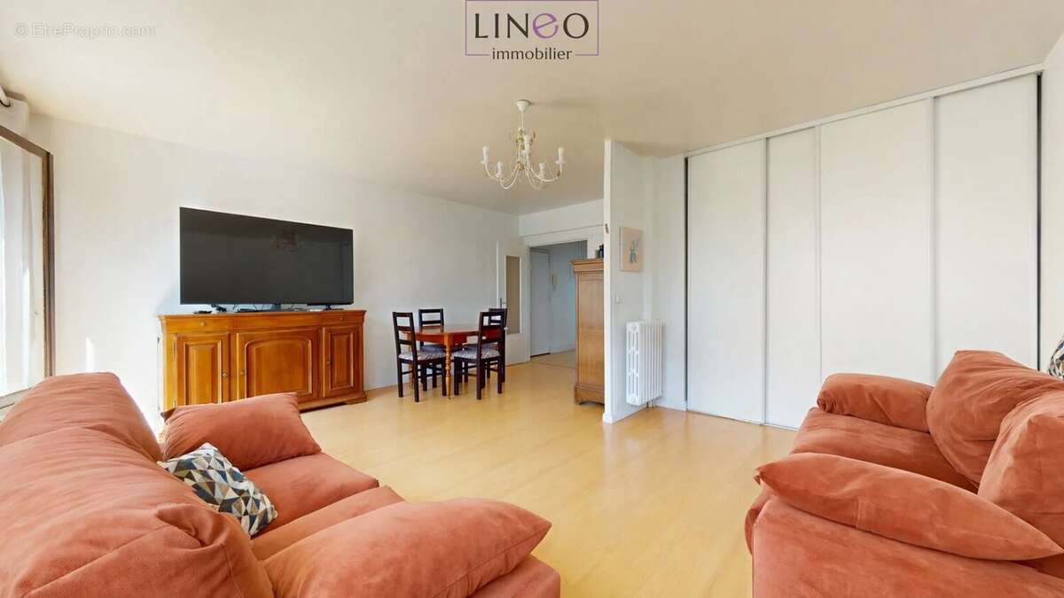 Appartement à THIAIS