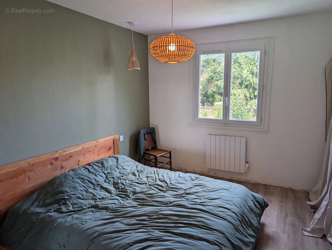 Maison de plain-pied dans un village au bord d'une rivière - photo 6