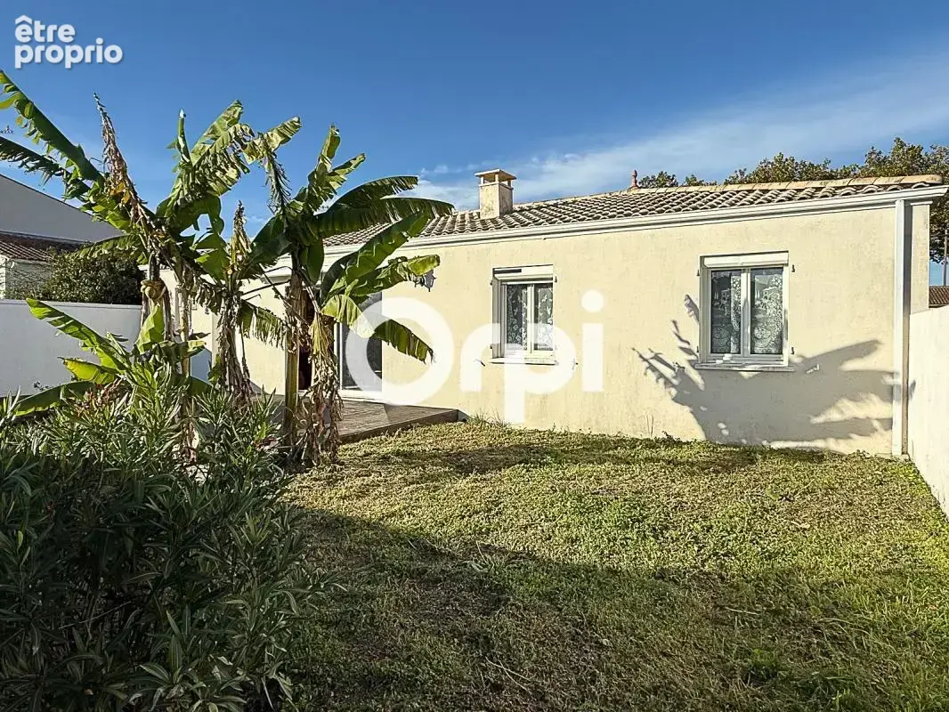 Maison de plain-pied à FOURAS - photo 2