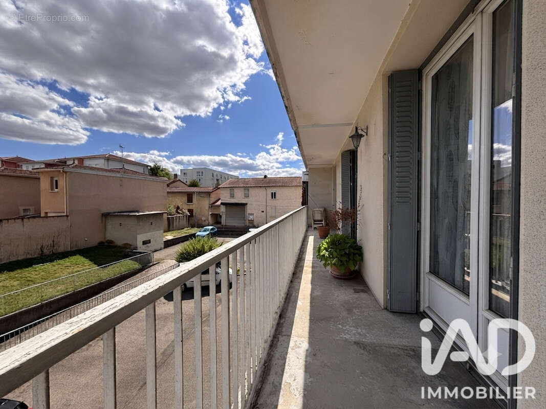 Appartement 65 m² à Venissieux  - photo 9