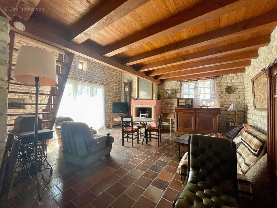 Charmante Maison de pays en pierre de taille avec vue sur les marais - Le Grand Village plage - photo 11