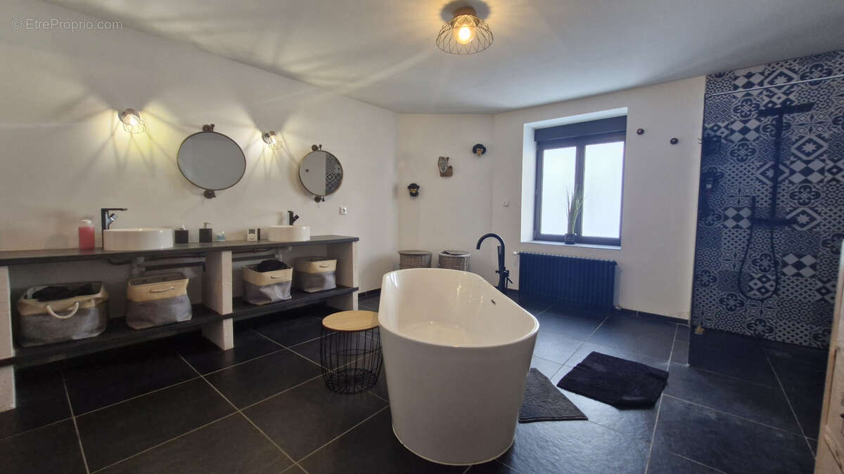 Maison à HERSIN-COUPIGNY