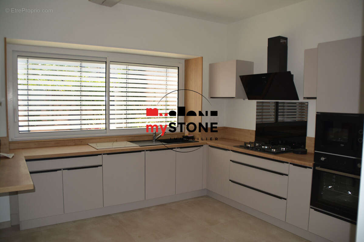 Maison à BELLEVILLE