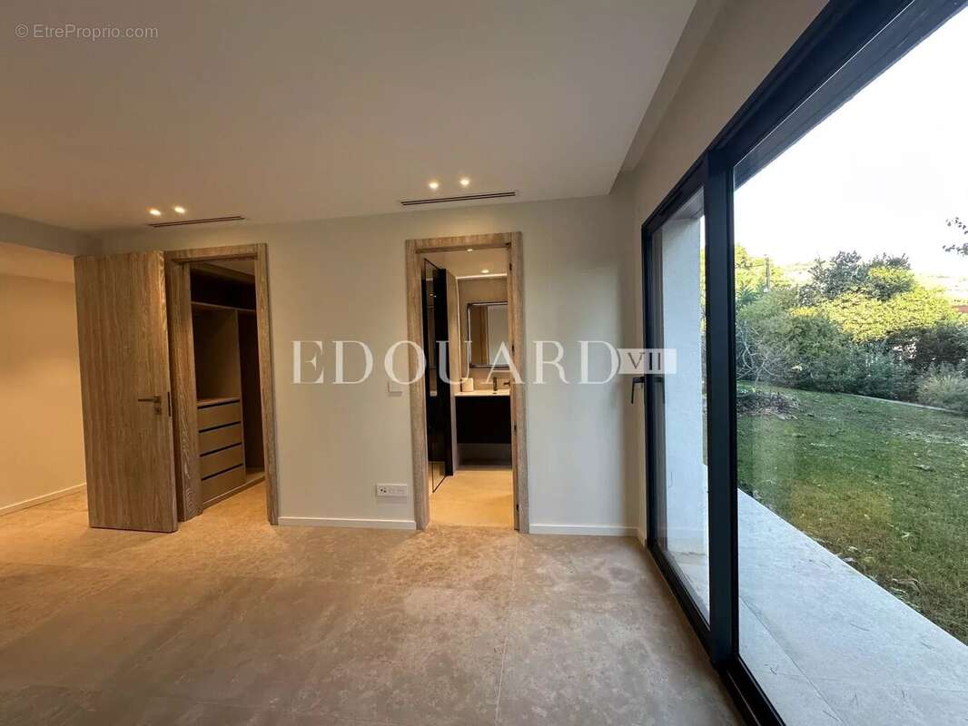 Maison à ROQUEBRUNE-CAP-MARTIN