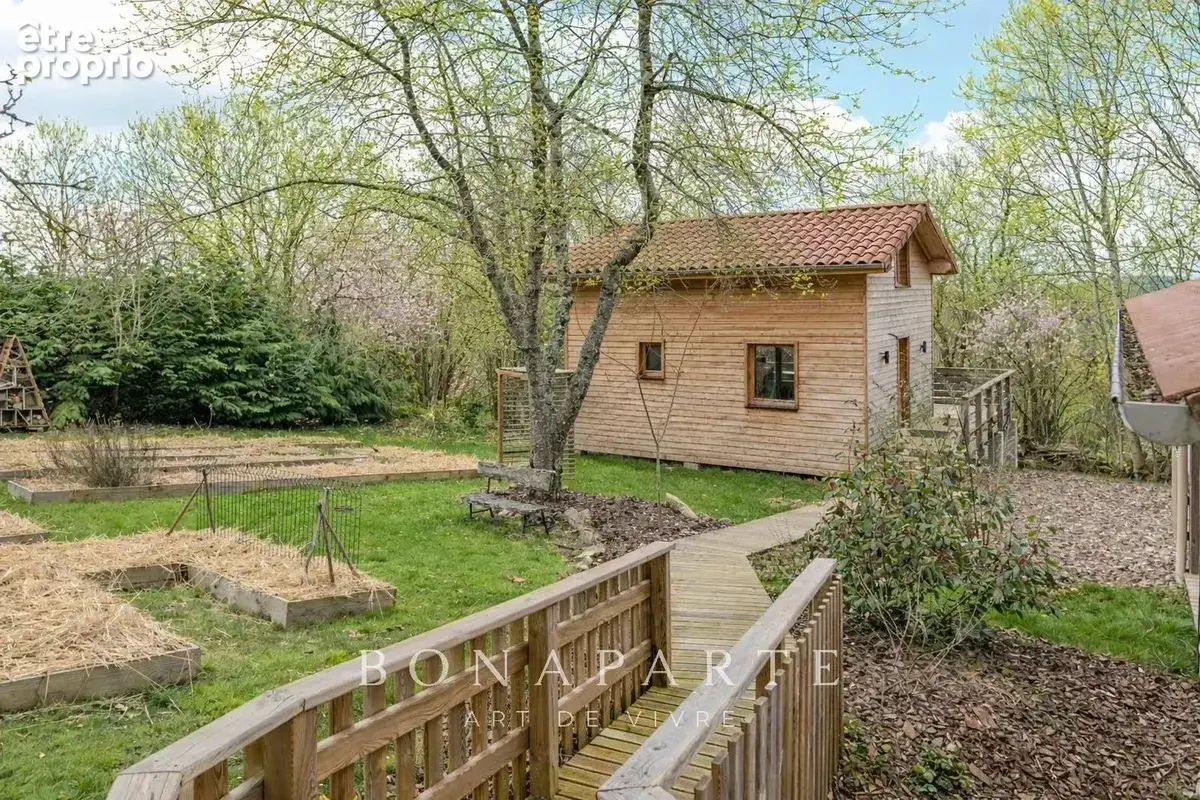 Propriété de charme au cœur du pilat – résidence familiale & activité touristique - photo 12