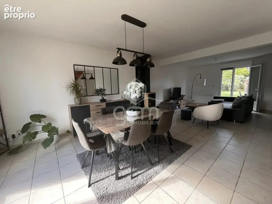 Maison 6 pièces 134 m² à vendre à Savonnieres (37510) - photo 4
