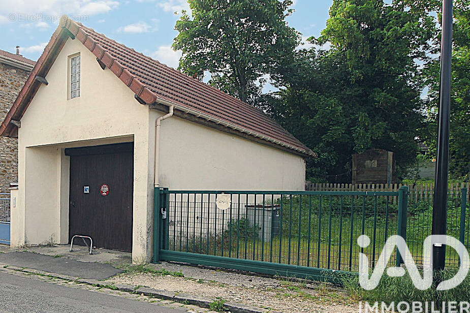 Photo 1 - Terrain à VILLECRESNES