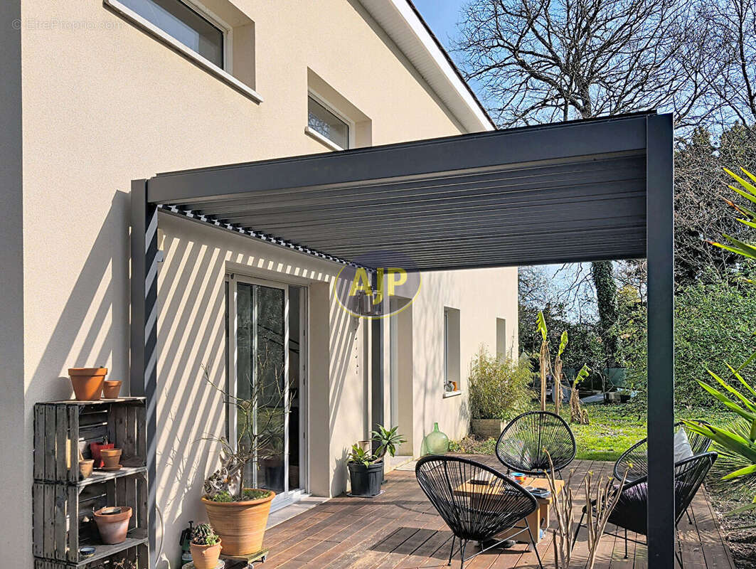 Maison à GRAYAN-ET-L'HOPITAL