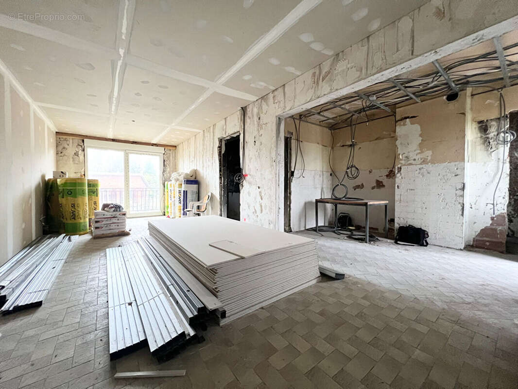 Maison à BRUAY-LA-BUISSIERE