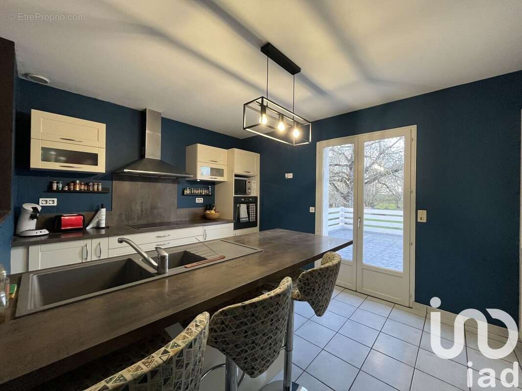 Photo 3 - Maison à SAINT-HILAIRE-DES-LOGES