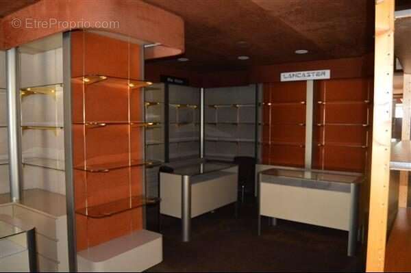 Appartement 450 m² à Vierzon  - photo 6