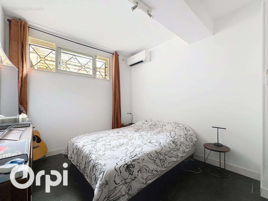 Appartement à VILLENEUVE-LOUBET