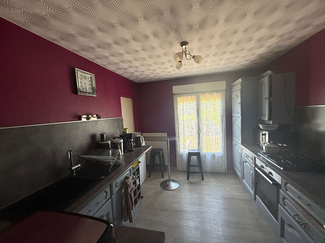 Alencon - pavillon de bon standing - 4-5 chambres - photo 4