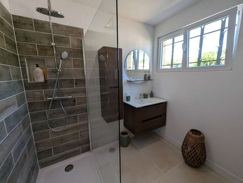 Maison à SAINT-GILLES