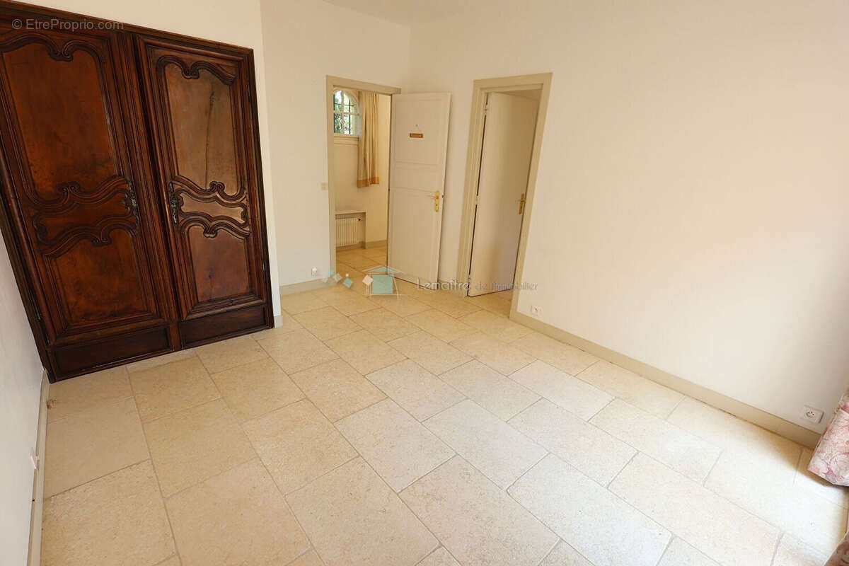 Maison à SAINT-CEZAIRE-SUR-SIAGNE