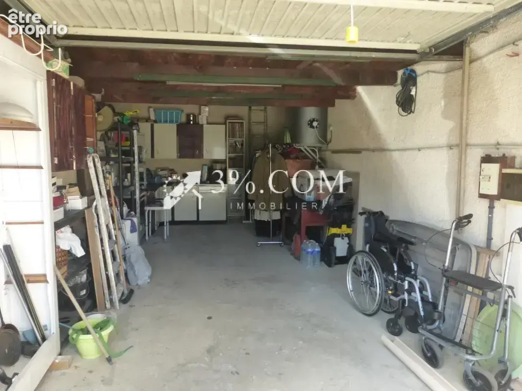 Maison plain pied avec garage, piscine et jardin attenant - photo 18
