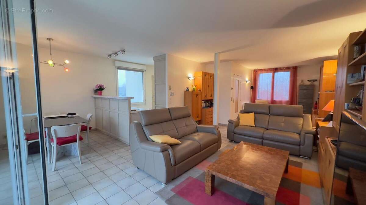 EXCLUSIVITE Neuilly Plaisance Pavillon indépendant gare à pied en fond d'impasse - photo 7