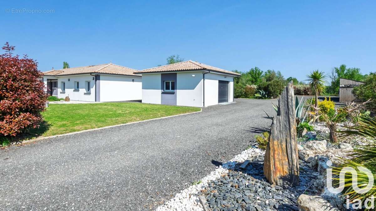 Photo 4 - Maison à IZON