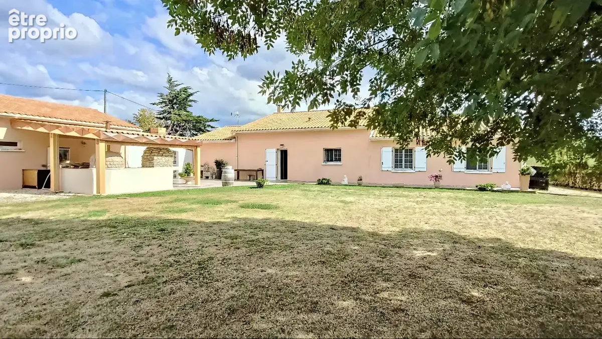 Belle maison à St Caprais de Blaye - photo 8