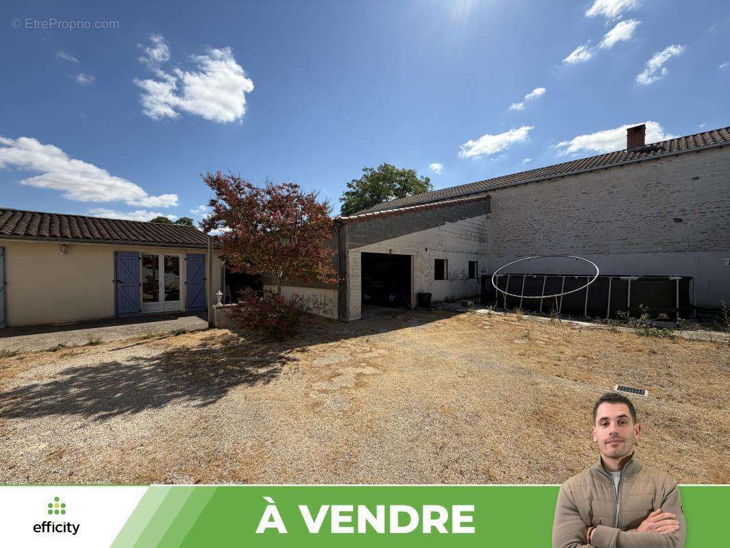 Maison 169 m² à Chabournay  - photo 17