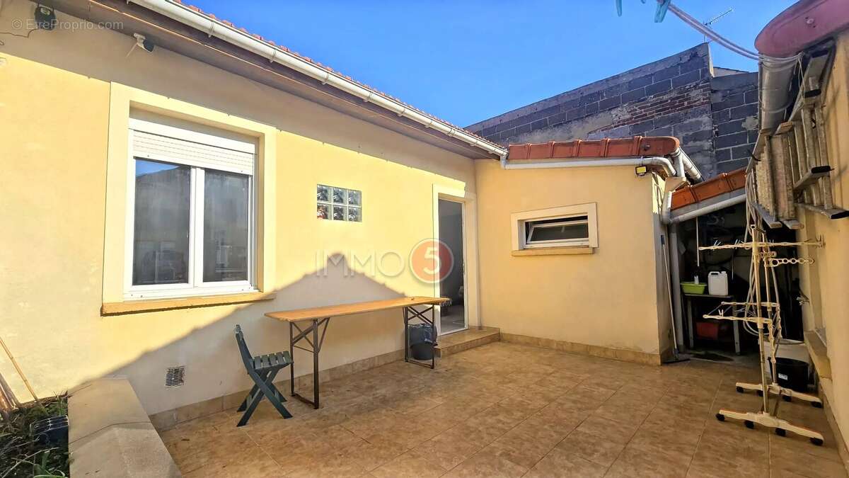 Maison à LES PAVILLONS-SOUS-BOIS