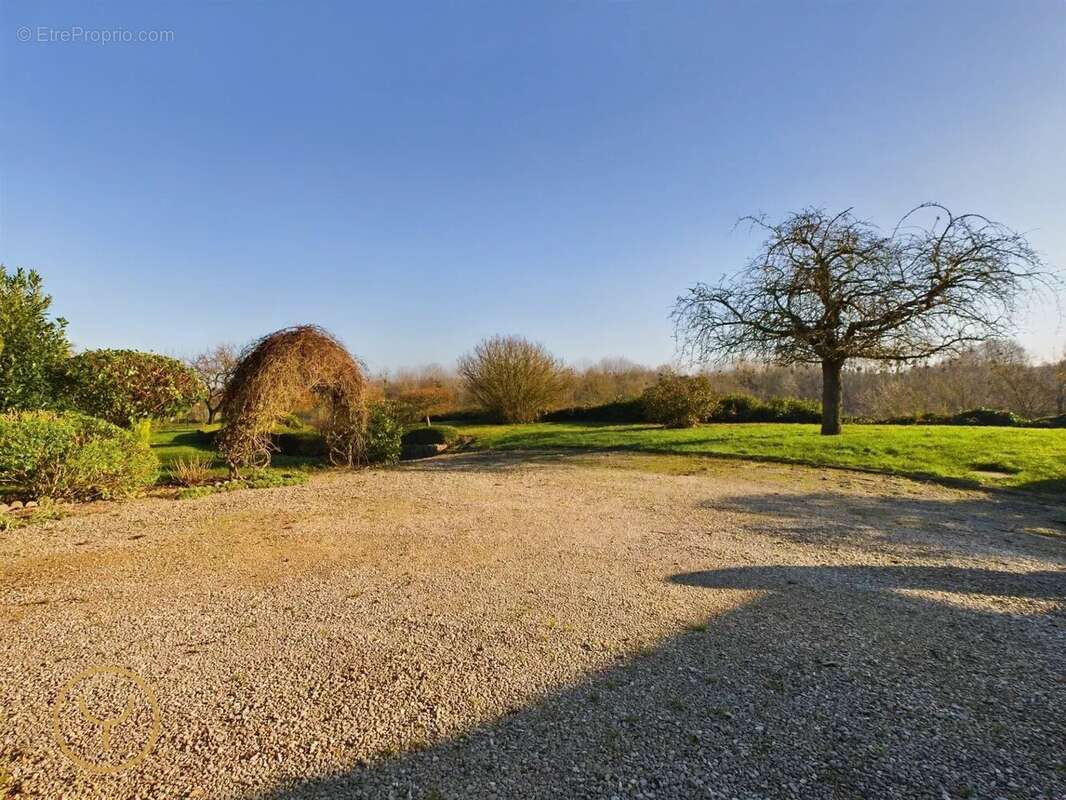 Maison à MARCILLY-SUR-SEINE