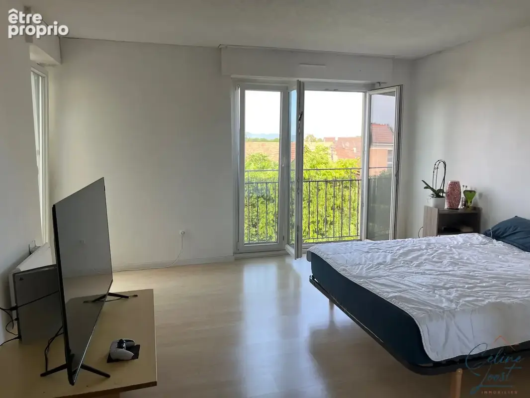 EXCLUSIF ! Lumineux 3 pièces avec balcon, garage et cave - photo 6